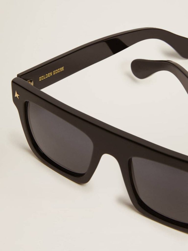 Black Women Square Sunglasses With Black Frame And Gold Details Sunglasses Golden Goose