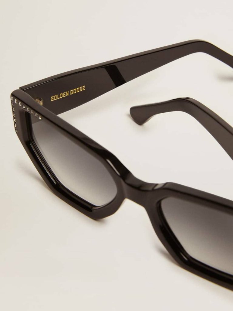 Black Women Sunglasses Sunglasses Rectangular Model With Black Frame And Crystals Golden Goose