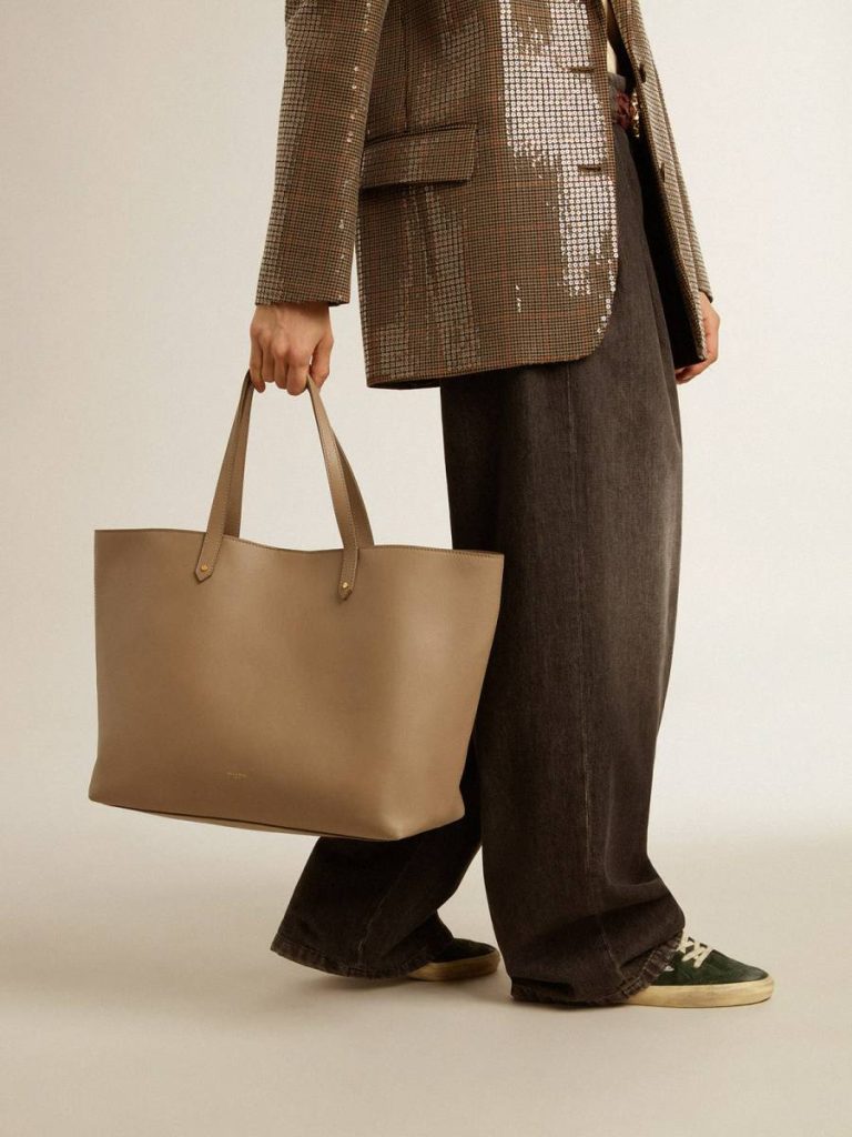 Golden Goose Dove Gray Shoulder Bags Dove-Gray Pasadena Bag In Smooth Leather With Gold Logo Women