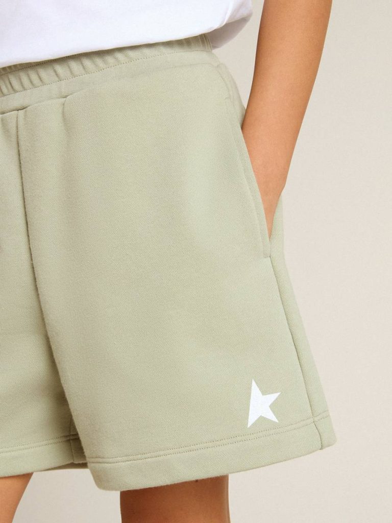 Golden Goose Kids Light Green Shorts With White Star Bottomwear Selection (4-12 Years) Light Green