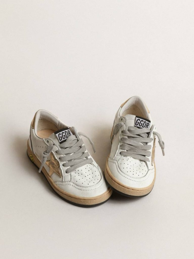 Golden Goose Little Boys (1-3 Years) Ball Star Junior With Gold Metallic Leather Star And Heel Tab Kids