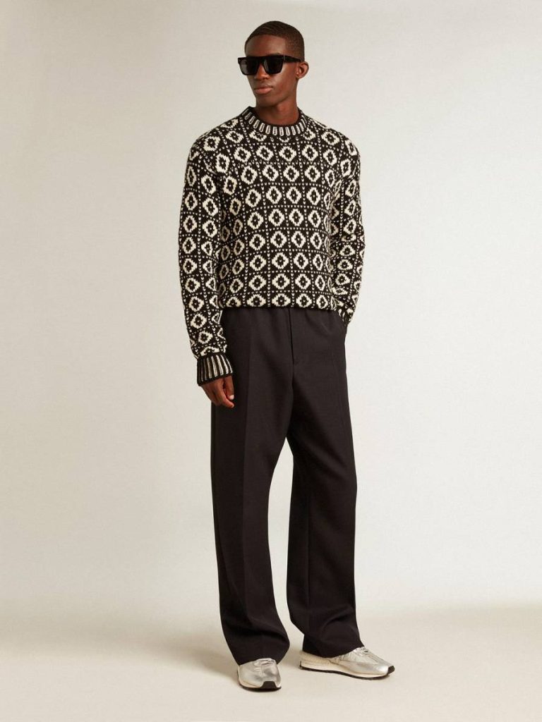 Golden Goose Round-Neck Sweater With Geometric Pattern In Vintage White And Black Knitwear Vintage White And Black Men