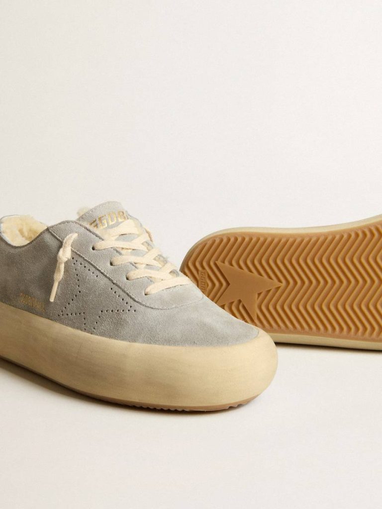 Golden Goose Space-Star Men Men’s Space-Star Shoes In Ice-Gray Suede With Shearling Lining