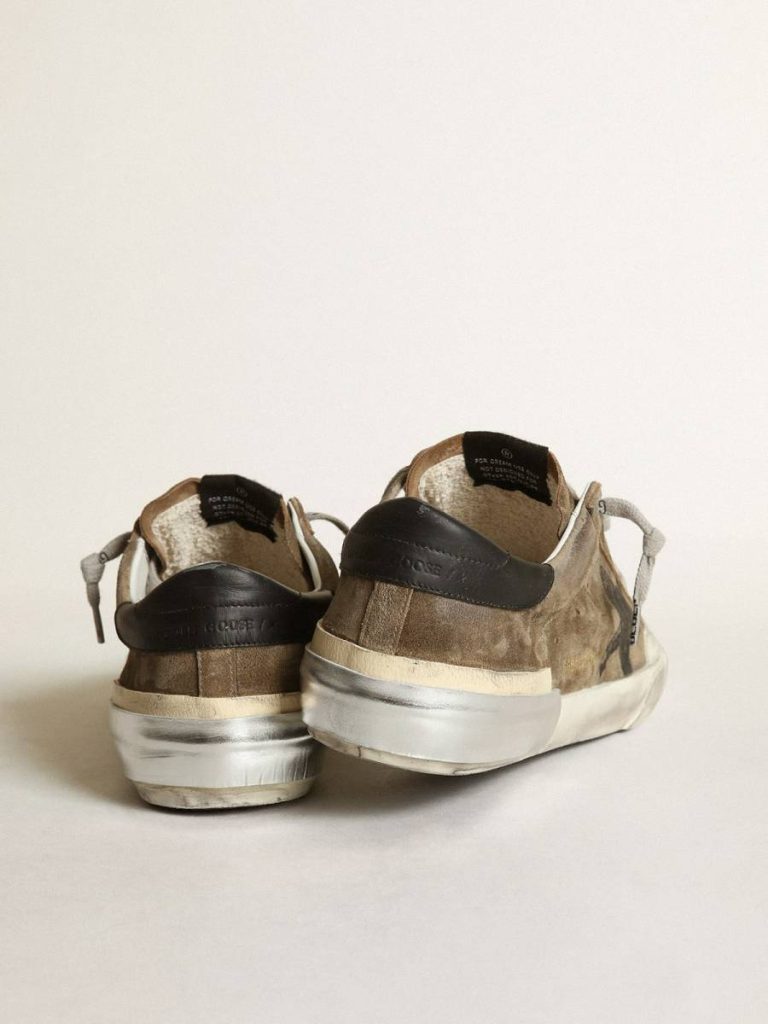 Golden Goose Super-Star Super-Star Ltd In Military-Green Suede With Screen-Printed Star Men