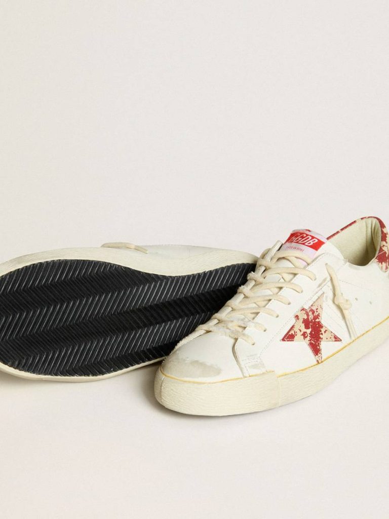 Golden Goose Super-Star White Men's Super-Star Lab With Rust-Effect Star And Heel Tab Men