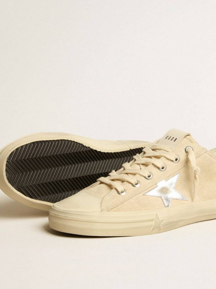 Golden Goose V-Star Men Men’s V-Star In Pearl Suede With Silver Metallic Leather Star