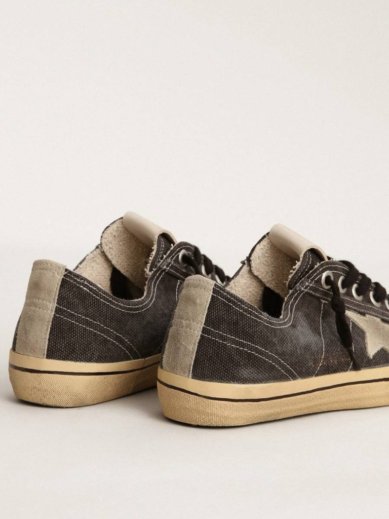 Golden Goose V-Star Men Men's V-Star Ltd In Black Canvas With Ice-Gray Star And Heel