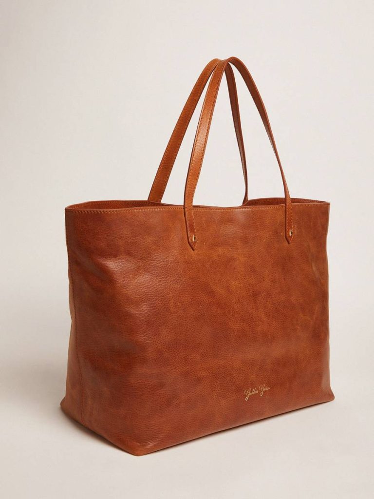 Golden Goose Women Pasadena Bag In Tan-Colored Glossy Hammered Leather With Gold Logo On The Front Tan Shoulder Bags