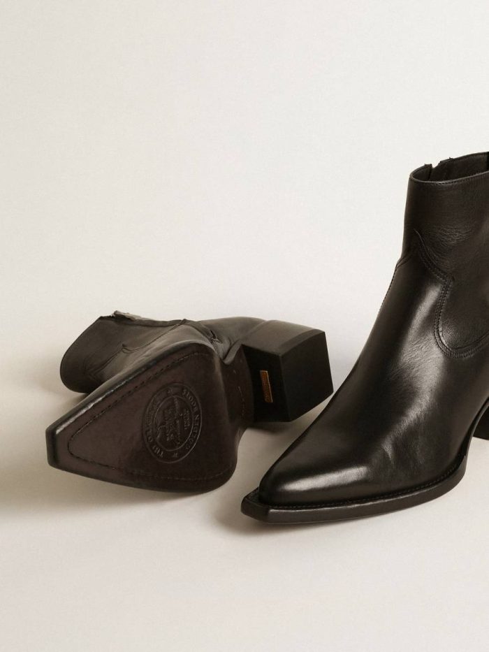 Men’s Low Debbie Boots In Black Leather Black Golden Goose Men Boots
