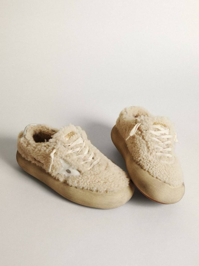 Space-Star Women Women’s Space-Star Shoes In Beige Shearling With White Leather Star And Metallic Leather Heel Tab Golden Goose