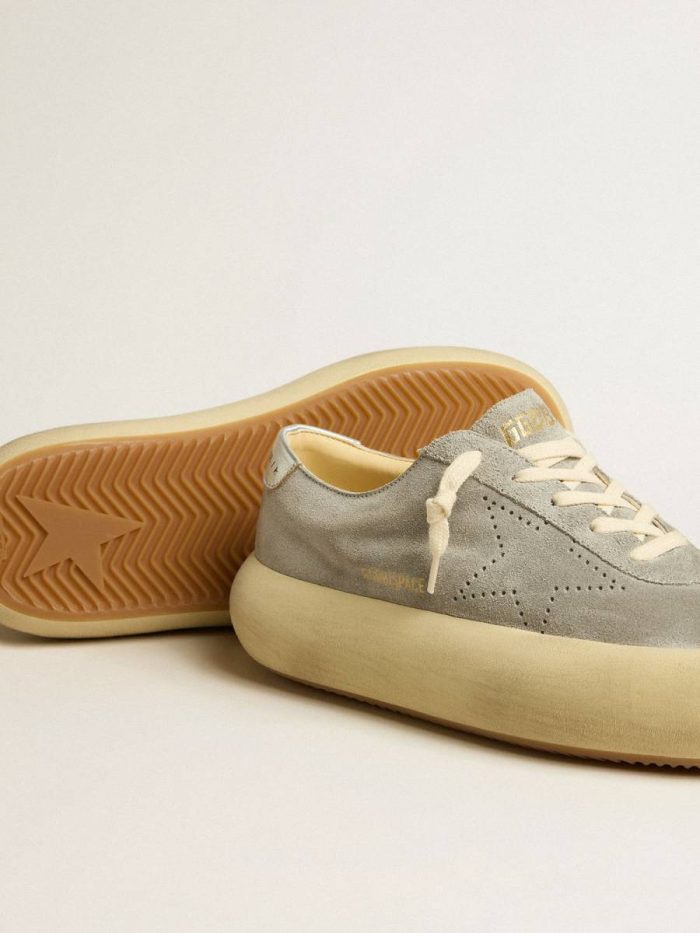 Space-Star Women's Space-Star Shoes In Ice-Gray Suede With Perforated Star Golden Goose Women
