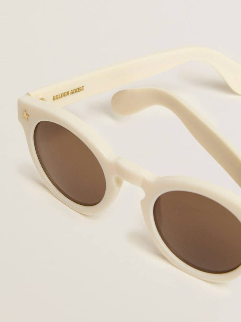 Sunglasses Women Golden Goose White Sunglasses Panthos Model With White Frame And Gold Details