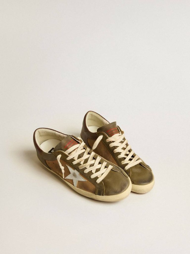 Super-Star Men Golden Goose Super-Star Ltd In Green Leather And Tobacco-Colored Suede With Silver Star