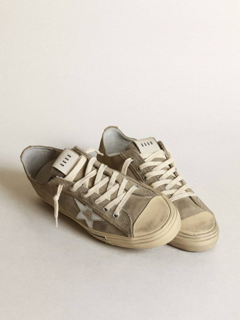 V-Star Men Golden Goose V-Star In Dove-Gray Suede With Silver Metallic Leather Star