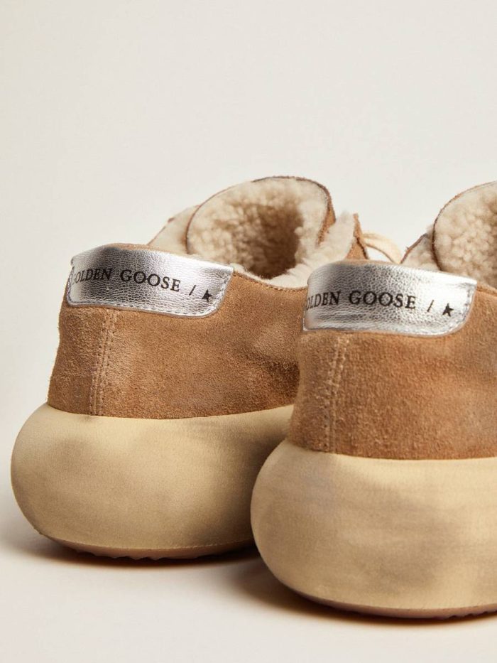 Women Space-Star Women's Space-Star Shoes In Tobacco-Colored Suede With Shearling Lining Golden Goose