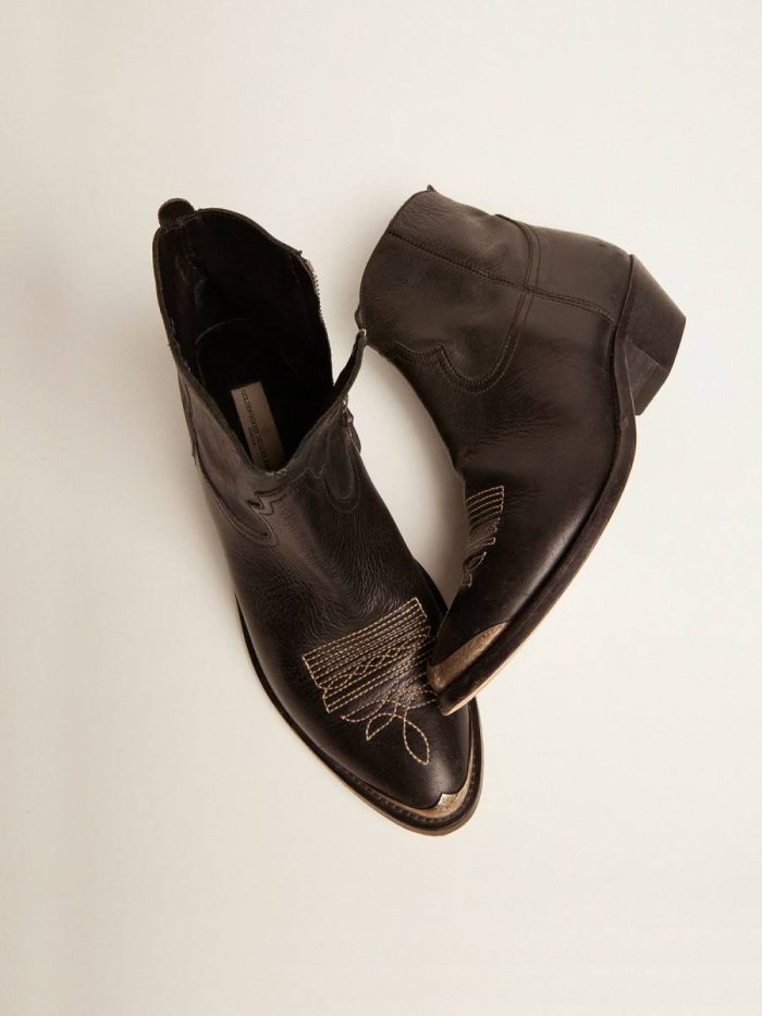 Young Ankle Boots In Black Leather With Sand-Colored Embroidery Golden Goose Black Women Boots
