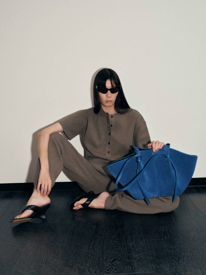 Yuzefi Women Tote Bags Blue Large Mochi - Suede Blue