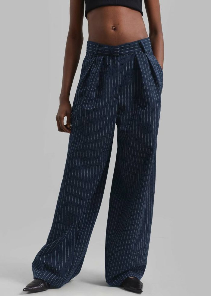 Bottoms Women Blue The Frankie Shop Ripley Pleated Twill Trousers - Navy/White Pinstripe