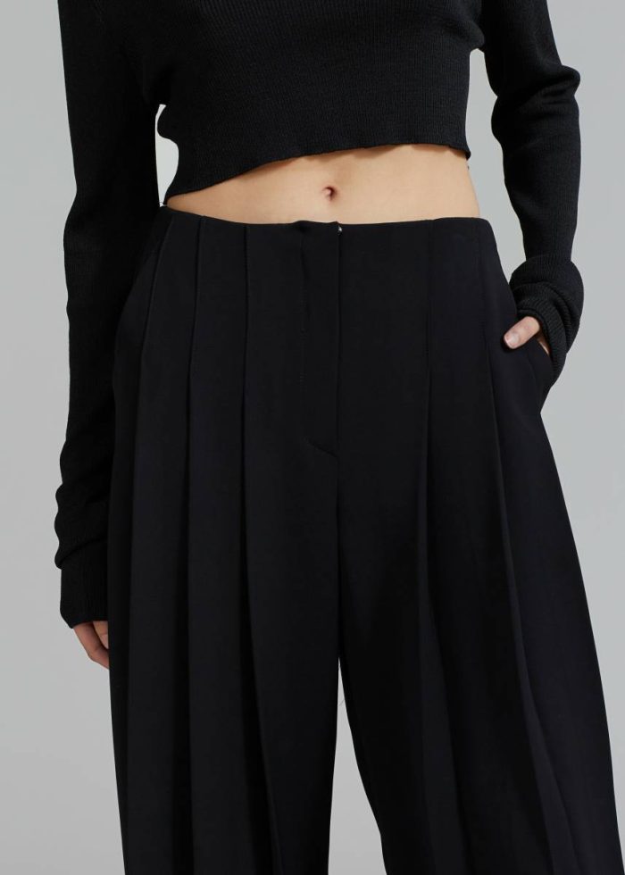 Bottoms Women Dillon Pleated Pants - Black Black The Frankie Shop