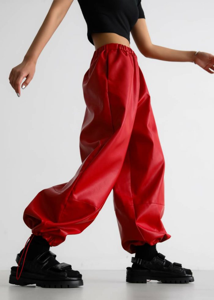 Bottoms Women The Frankie Shop Red Briar Faux Leather Balloon Pants - Red