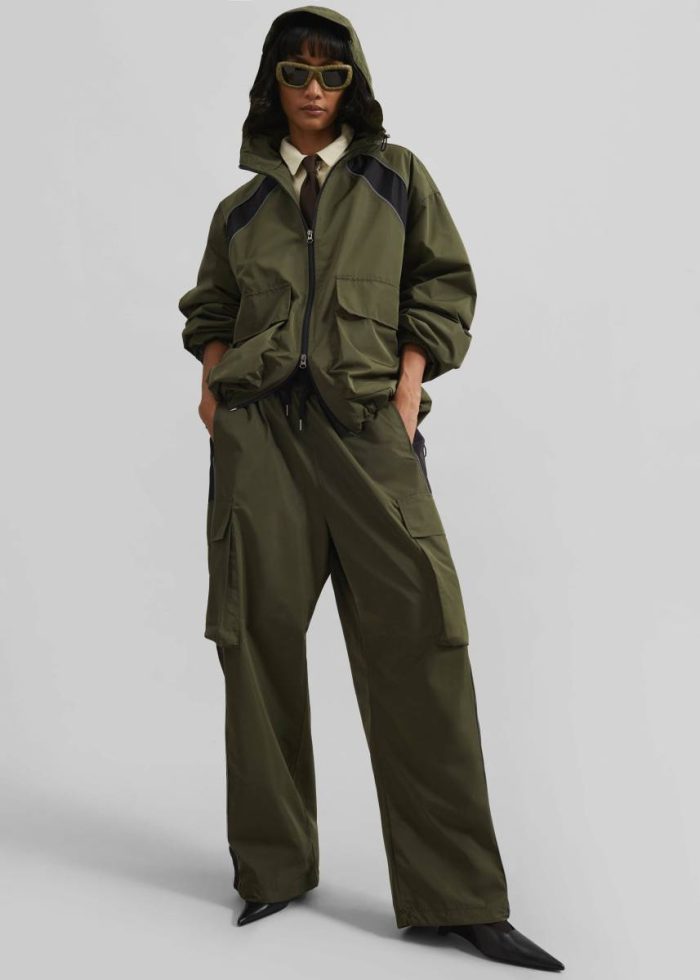 Green Navan Cargo Pants - Khaki Bottoms Women The Frankie Shop