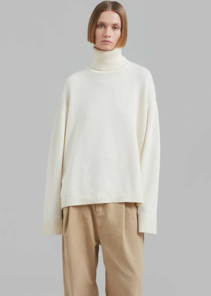 Knitwear The Frankie Shop White Women Rhea Trapeze Turtleneck - Ivory