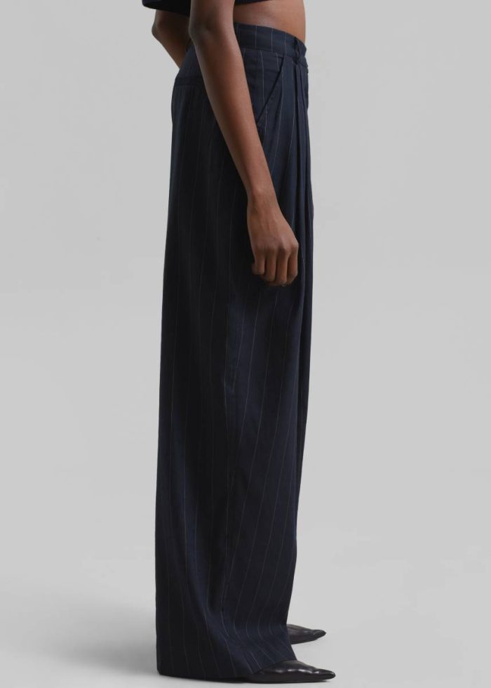 The Frankie Shop Blue Bottoms Women Piper Pleated Trousers - Navy/Beige Pinstripe