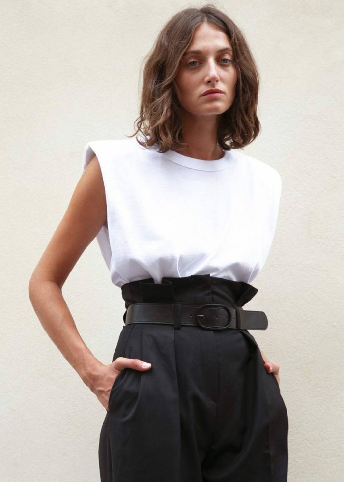 The Frankie Shop White Tops Eva Padded Shoulder Muscle T-Shirt - White Women