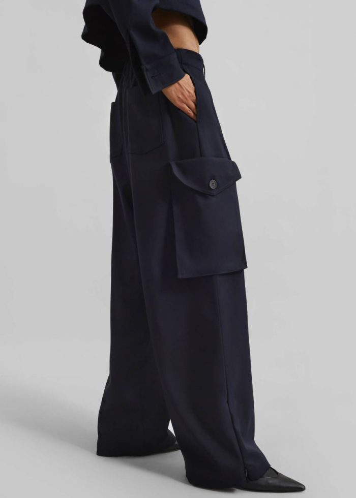 The Frankie Shop Women Blue Bottoms Kiora Cargo Pants - Navy