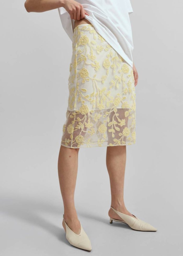 The Frankie Shop Women Bottoms Rotate Flower Beads Pencil Skirt - Egret Comb Yellow