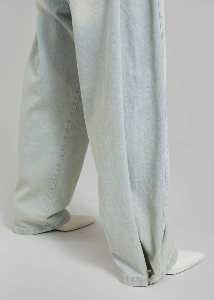 The Frankie Shop Women Bryony Jeans - Bleach Blue Bottoms