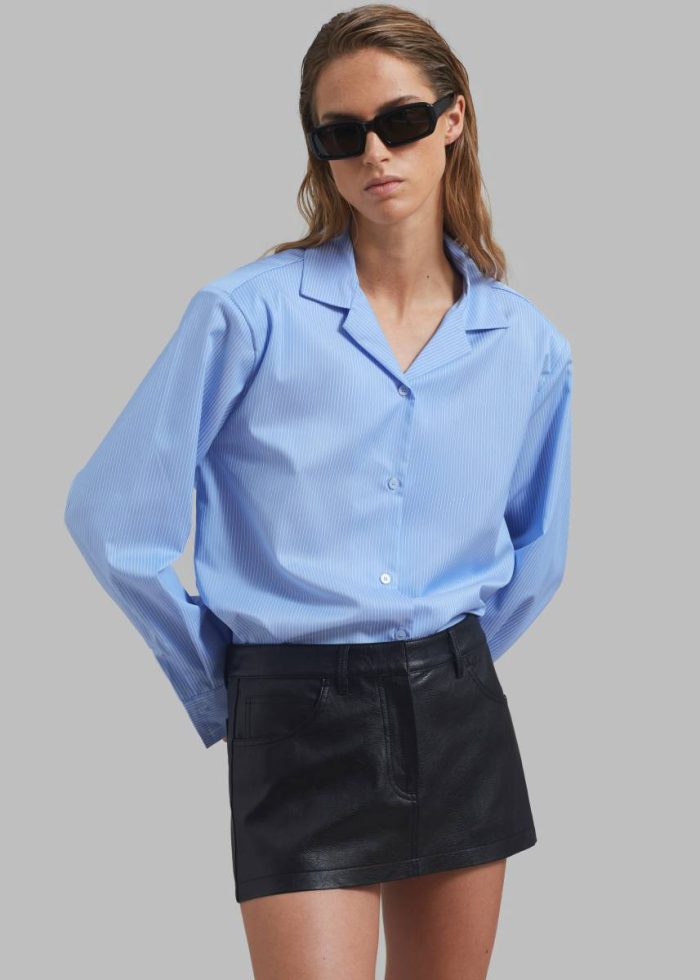 Tops Women The Frankie Shop Noah Padded Button Up Shirt - Blue Pinstripe Blue